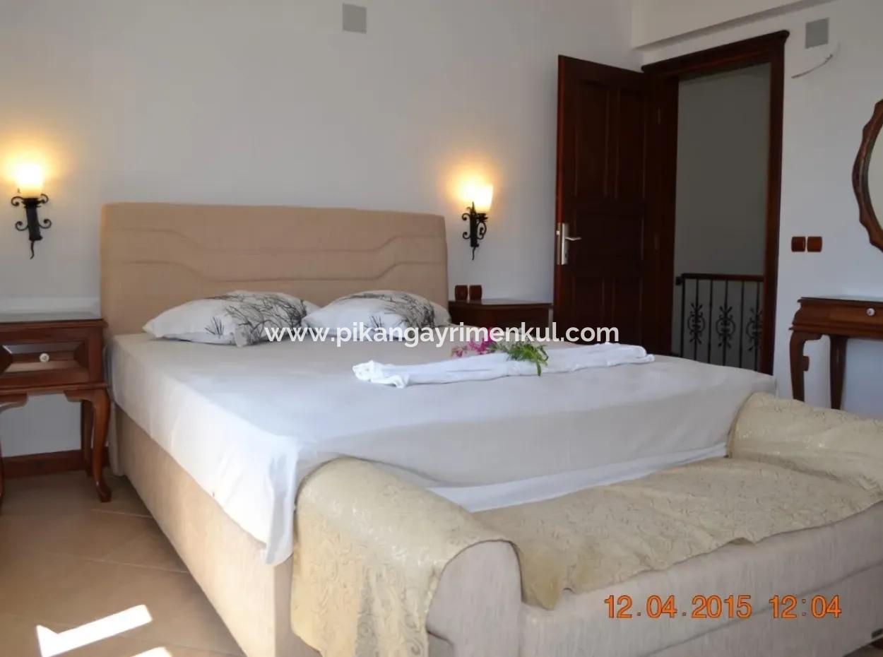 130 M2, 3 1 Villen Zum Verkauf In 5128 M2 Grundstück Mit Meerblick In Köyceğiz Ekincik