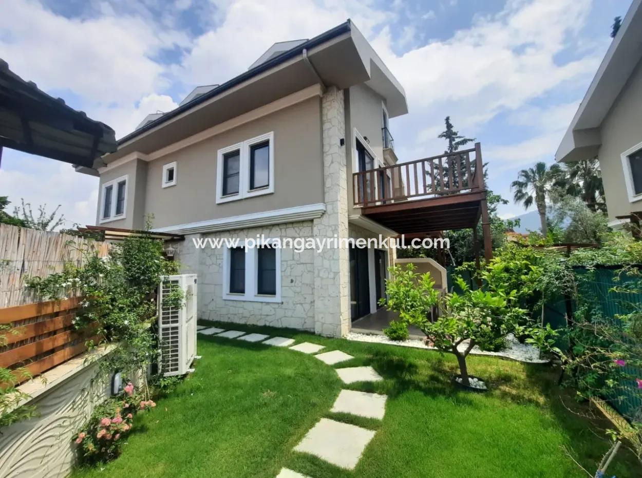 Wohnung, Möbliert 5 1 Luxusvilla Mit Swimmingpool Zum Verkauf In Dalyan, Mugla