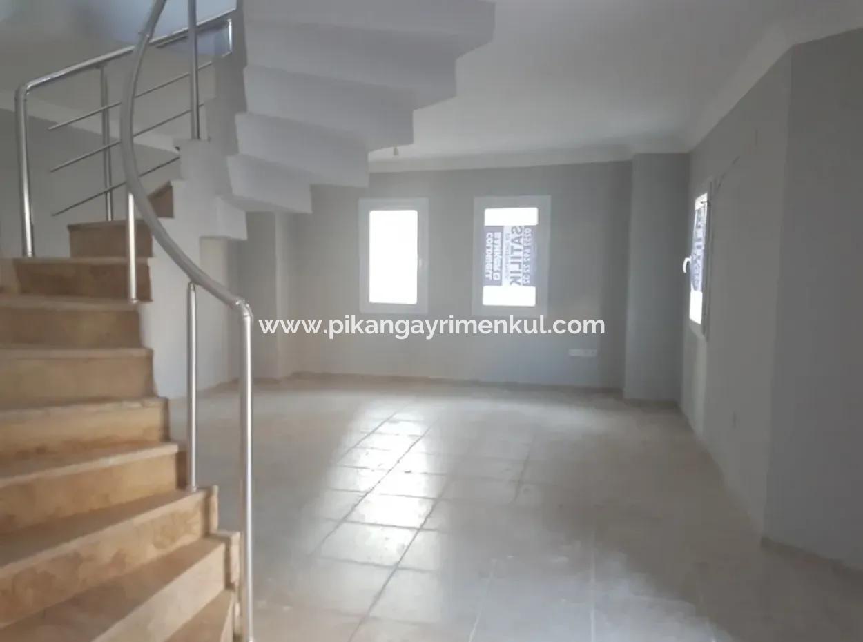 Schnäppchen-Villa Zum Verkauf Mit Pool In Dalaman