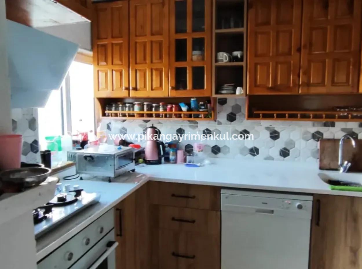 Ortaca Cumhuriyet Mah. 3-Stöckiges Haus Komplett Zum Verkauf Auf 357 M2 Grundstück