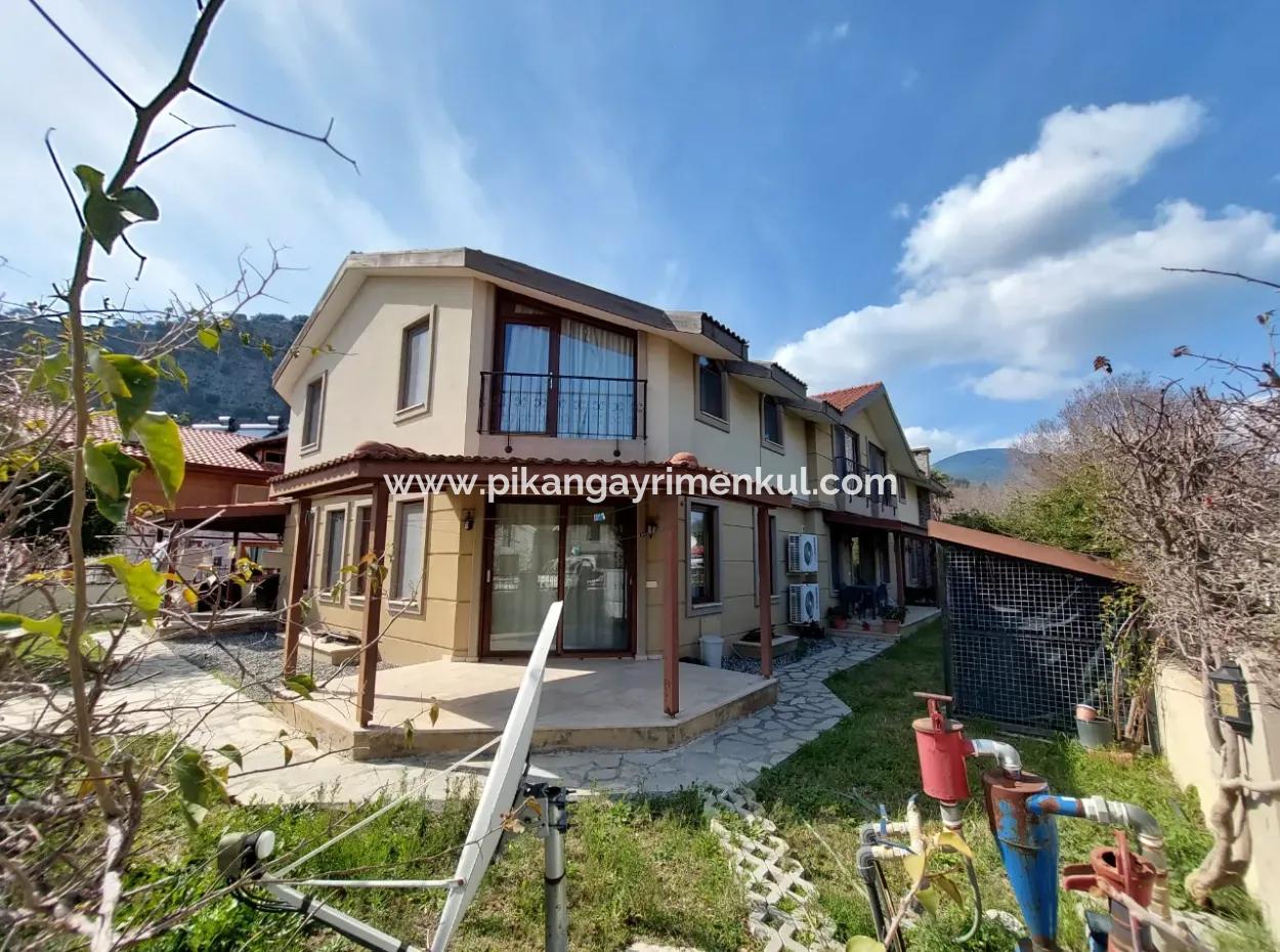 Muğla Dalyanda Canal Front 2 Villa Zum Verkauf Auf 1 Grundstück