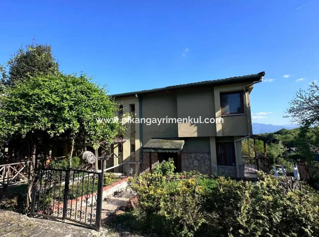 Triplex 3 1 Villa Mit Swimmingpool In Sakarya Hendek Zum Verkauf Oder Tausch