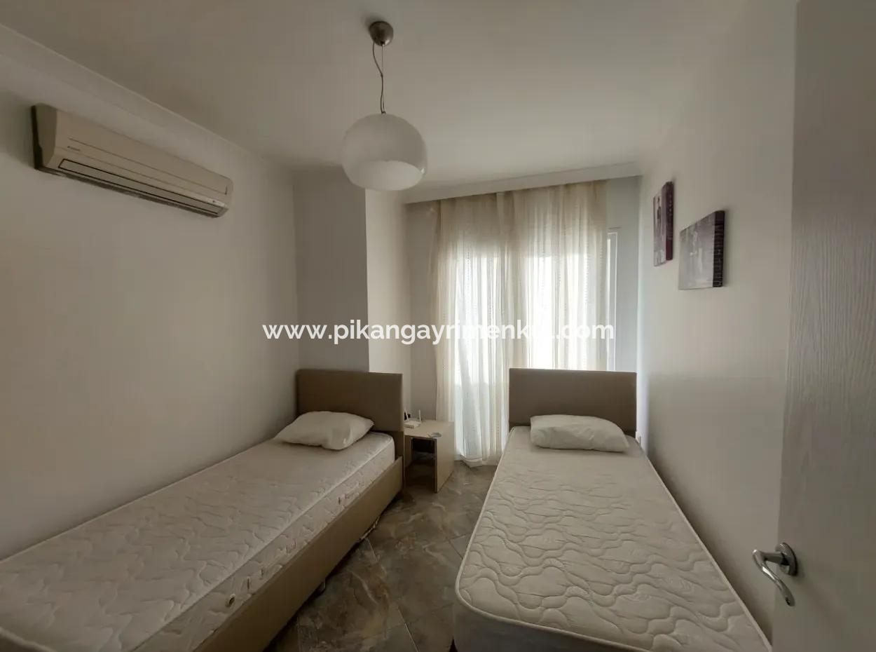 3 In 1 Gelegenheit Triplex Mit Schwimmbad Im Zentrum Von Dalyan, Mugla