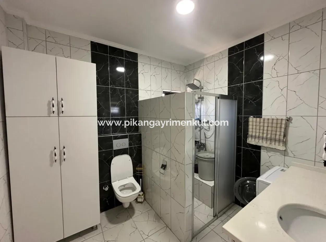 Einstöckiges Haus Mit Freistehendem Pool In Ortacada Zur Langzeitmiete