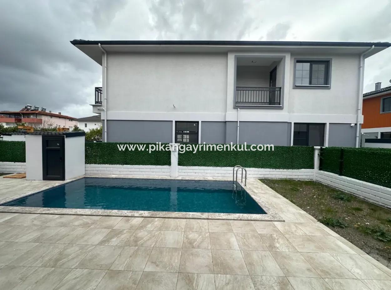 Ortacada 4 1 208 M2 Luxusvillen Zum Verkauf