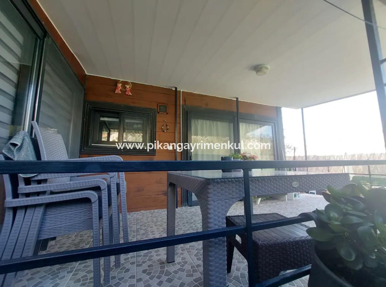 Tiny House Mit Schwimmbad In Der Natur Und Dorfhaus Zum Notverkauf Auf 1 388 M2 Land In Göcek