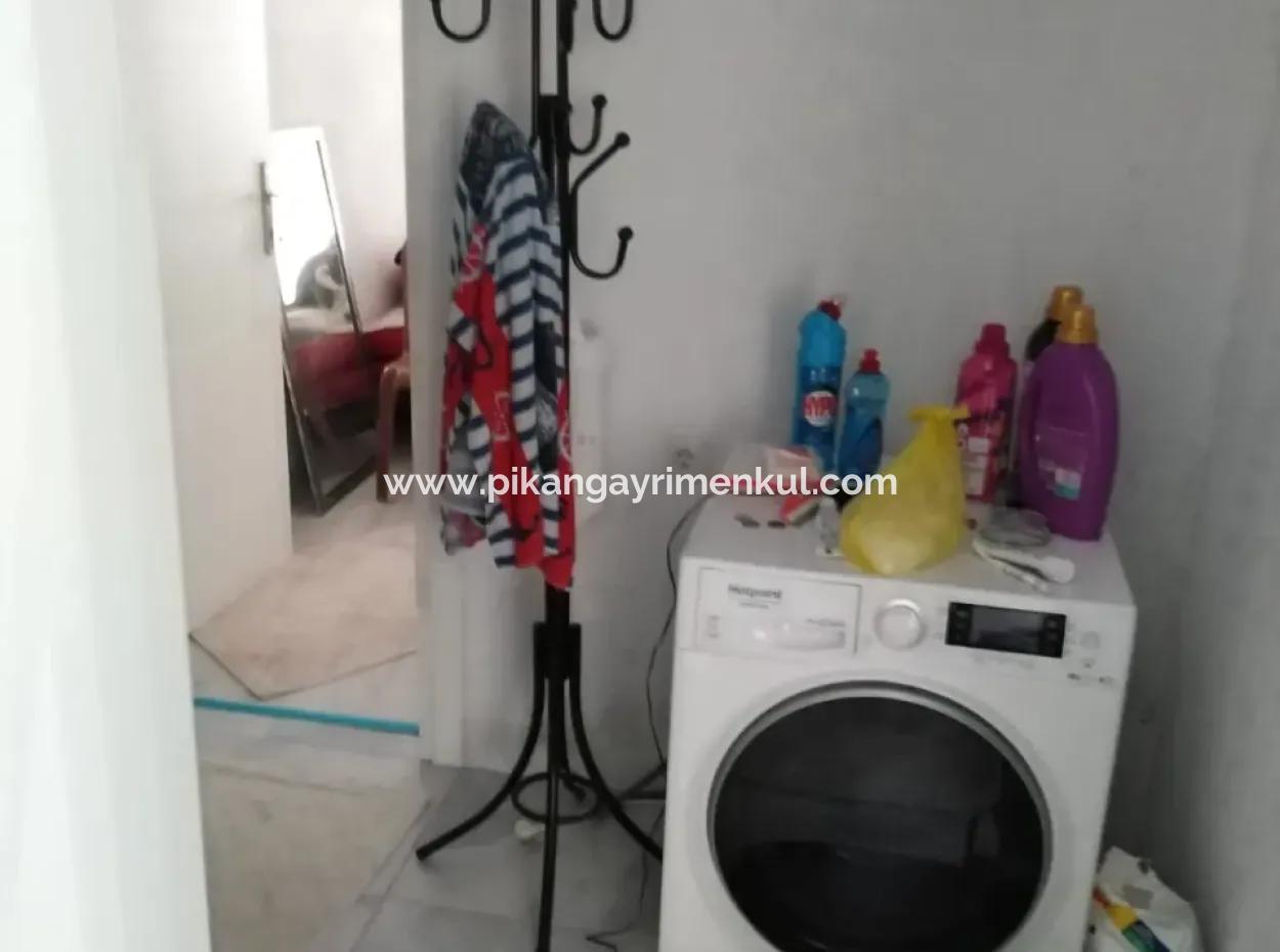 1 1 Neue Wohnung Im Zentrum Von Çameli Zu Verkaufen Mit Dem Recht, Das Obergeschoss Zu Bauen