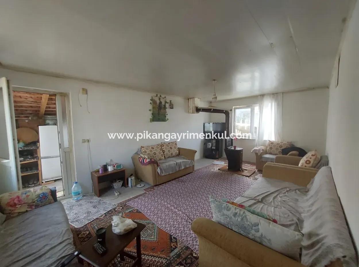 Zu Verkaufen In Ortaca Karaburun, 171 M2 Freistehendes Grundstück 50 M2 1 1 Dorfhaus