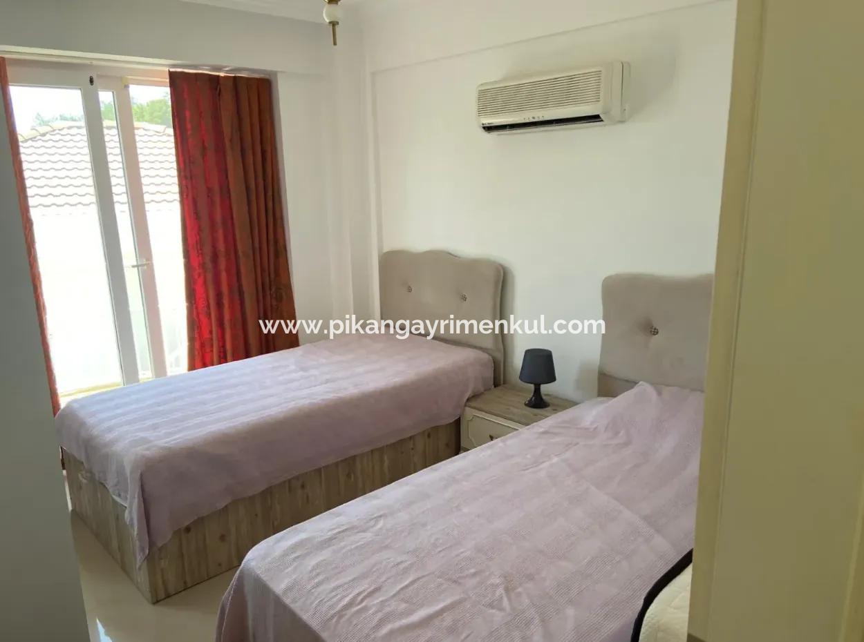 Zu Verkaufen 3 In 1 Maisonette Mit Pool Auf Einem 400 M2 Großen Grundstück In Sarigerme, Mugla 