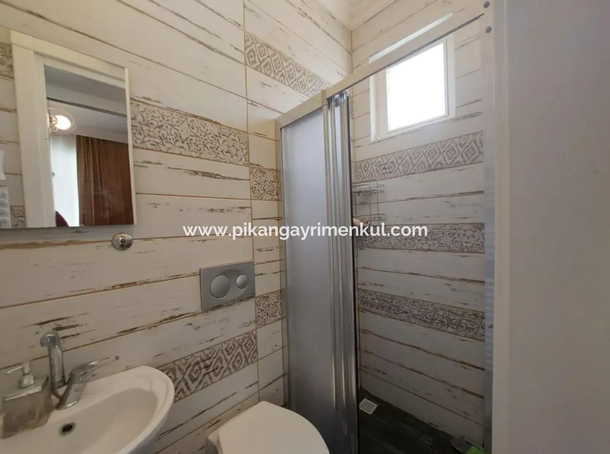 Auf Einem 500 M2 Großen Freistehenden Grundstück In Muğla Dalyan Stehen 2 Möblierte Wohnungen Von 220 M2 Zur Miete