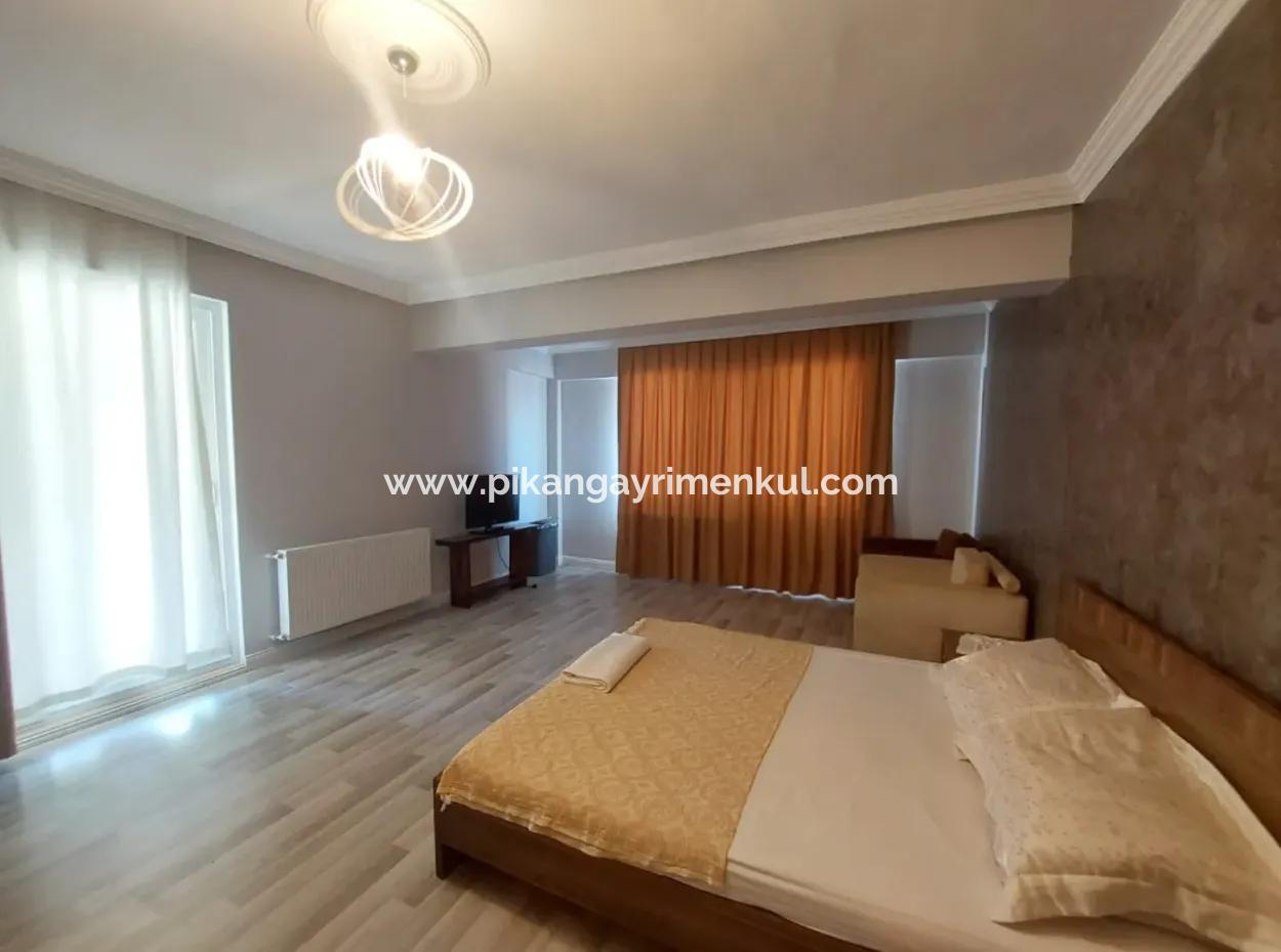 Auf Einem 500 M2 Großen Freistehenden Grundstück In Muğla Dalyan Stehen 2 Möblierte Wohnungen Von 220 M2 Zur Miete