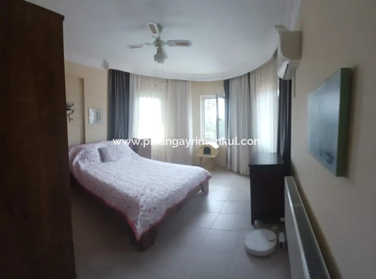 3 In 1 Maisonette-Villa Mit Pool Auf 780 M2 Grundstück Im Dalaman Zentrum