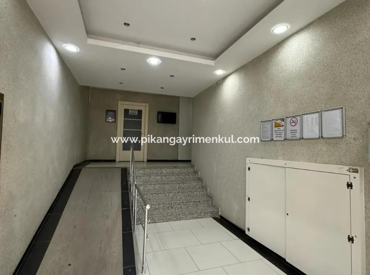 3 1 Luxus Boulevard Front Wohnung In Residenz Zu Verkaufen