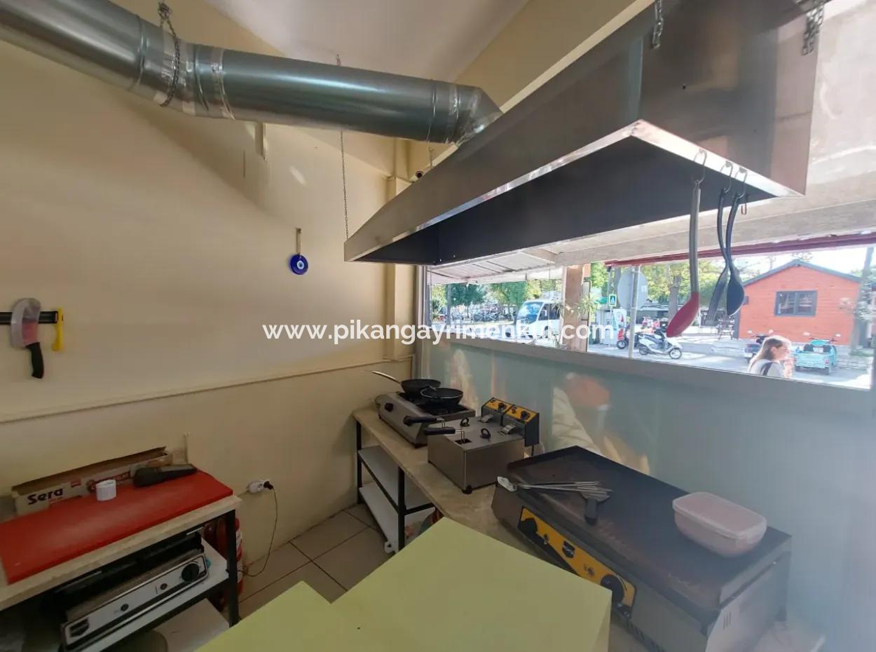 Tür-Kunden-Bereit Im Muğla Dalyan Center Fast Food Zu Miete