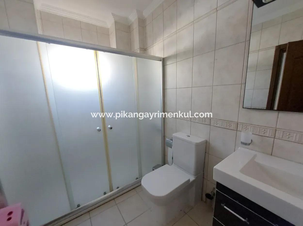 Möbliert 31, 2 Doppelhaushälfte, Von Denen Eines Auf Einem 700 M² Großen Grundstück Mit Schwimmbad In Muğla Dalyan Gemietet Ist