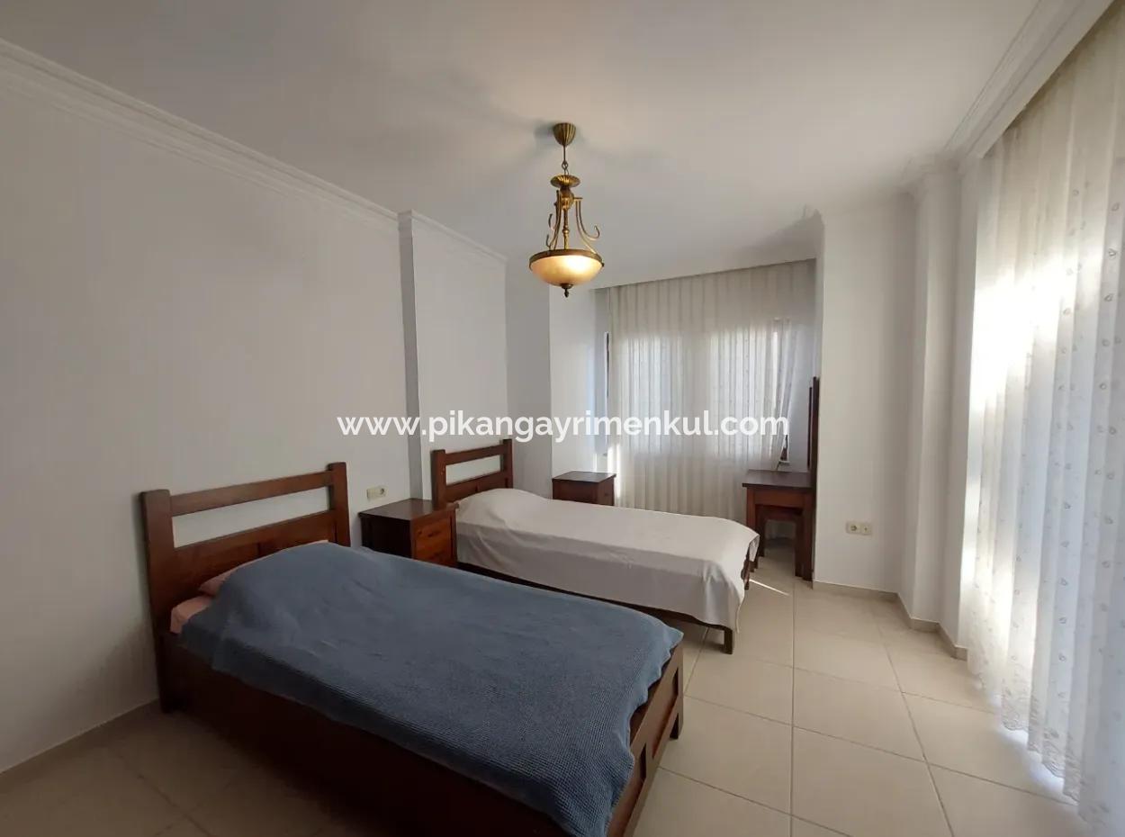 Möbliert 31, 2 Doppelhaushälfte, Von Denen Eines Auf Einem 700 M² Großen Grundstück Mit Schwimmbad In Muğla Dalyan Gemietet Ist