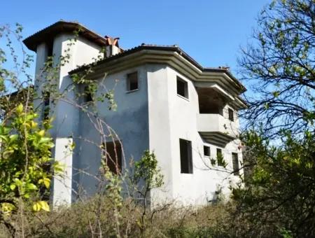 Villa Zum Verkauf In Koycegiz-See In Der Nähe