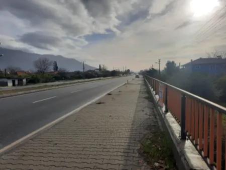 Gewerbegrundstück Zum Verkauf An Der Hauptstraße In Muğla Köyceğiz Toparlar – Unumgängliche Gelegenheit Für Kraftstoff, Markt Und Erholungsanlage!