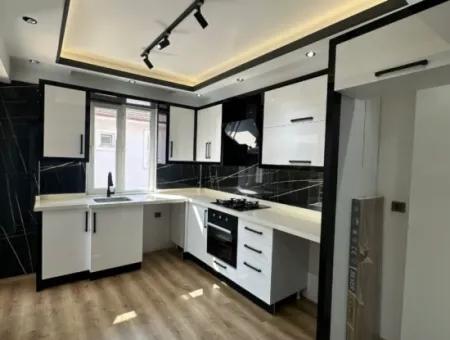 2 In 1 Indoor Wohnzimmer Küche Wohnung Zu Verkaufen In Cumhuriyet