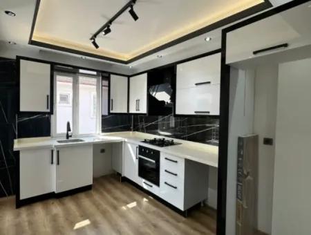 2 In 1 Indoor Wohnzimmer Küche Wohnung Zu Verkaufen In Cumhuriyet