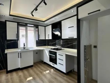 2 In 1 Indoor Wohnzimmer Küche Wohnung Zu Verkaufen In Cumhuriyet