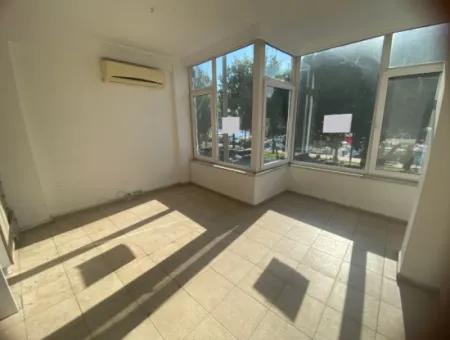 1 1 Wohnung Zu Vermieten In Muğla Ortaca Dalyan Mit Blick Auf Den Kanal