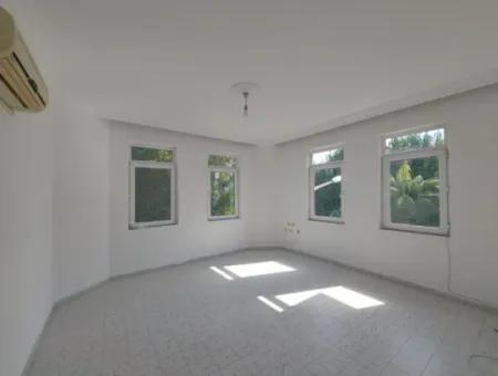 Im Zentrum Von Dalyan, Muğla, 2 1 Unmöblierte Wohnung Zu Vermieten