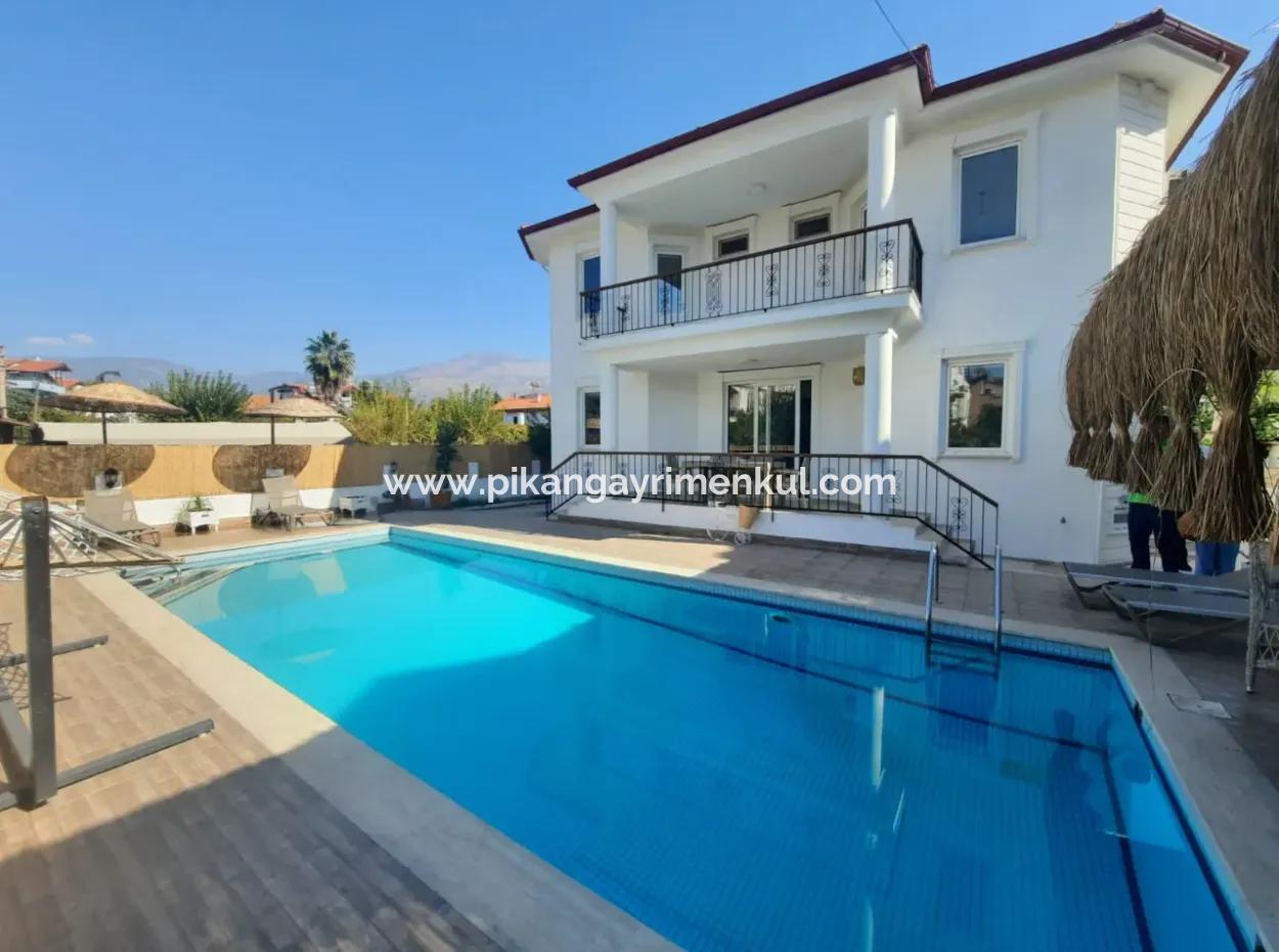 Köyceğizde Close To The Lake Swimming Pool, Furnished, 7 1 Detached Triplex For Rent Until May