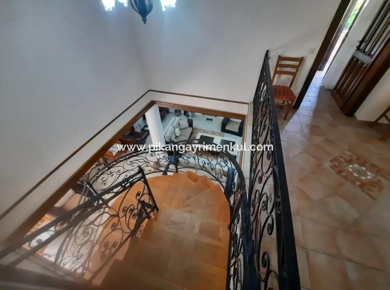 Muğla Ortaca Dalyan Da 280 M2 4 1 Jacuzzi Triplex For Sale