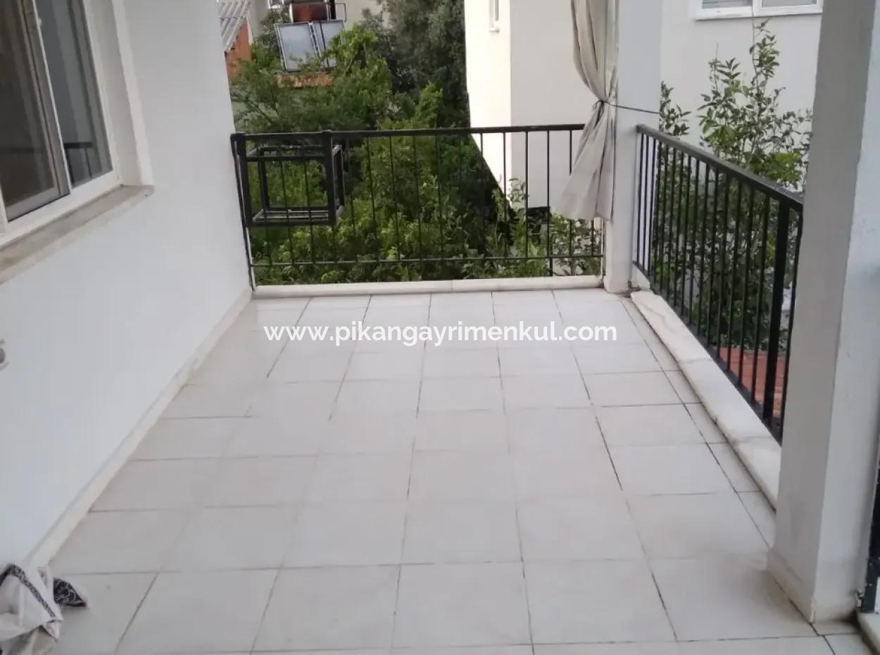 Ortaca Cumhuriyet Mah. 3-Storey House Complete For Sale In 357 M2 Plot