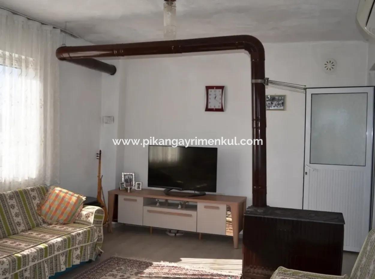 3 Apartments For Sale In Ta Eksiliyurt