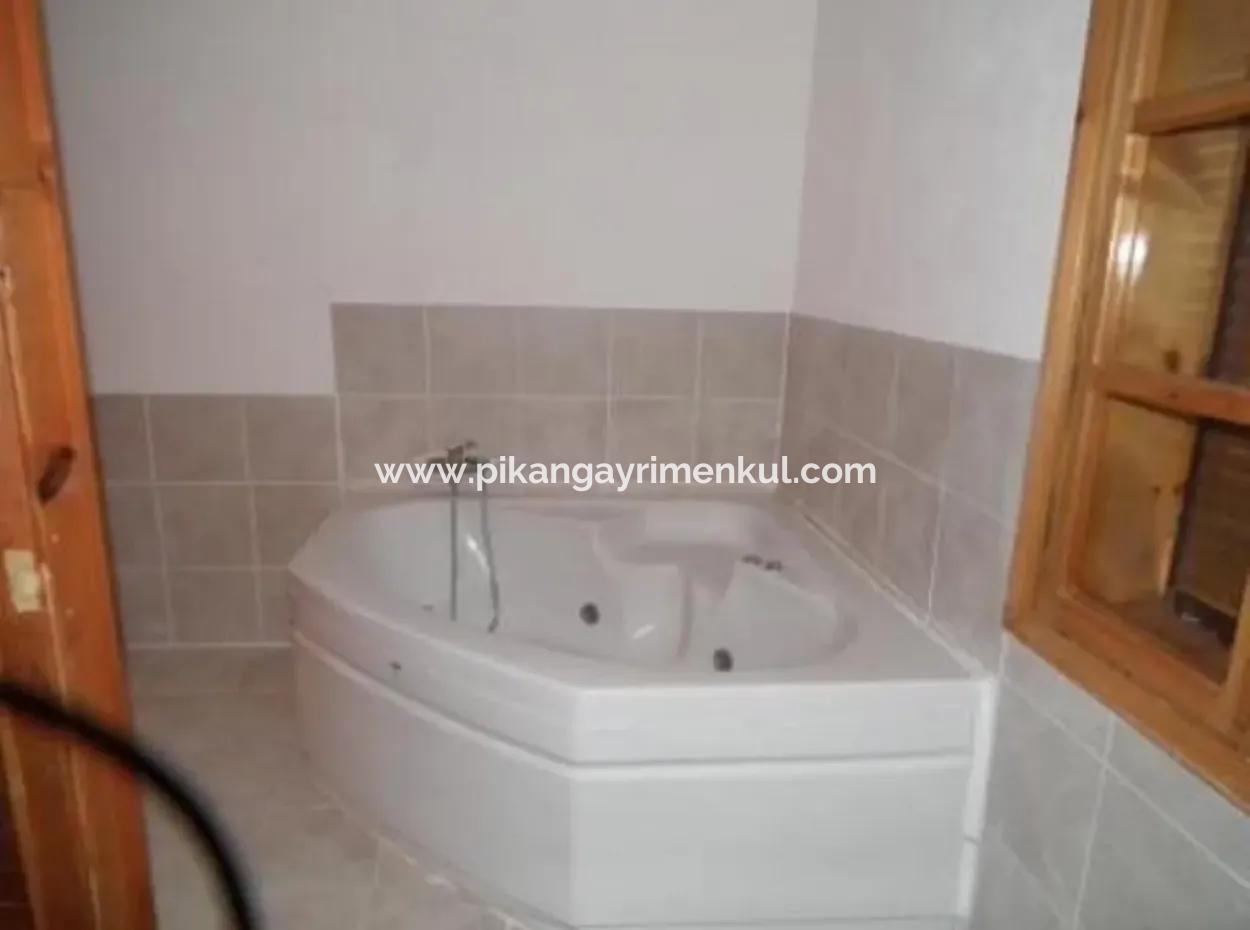 Detached Villa For Sale With Swimming Pool Are Also Archers