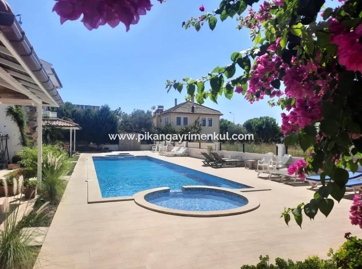 Mugla Dalyan 125 M2, 4 In 1 Roof Duplex For Sale