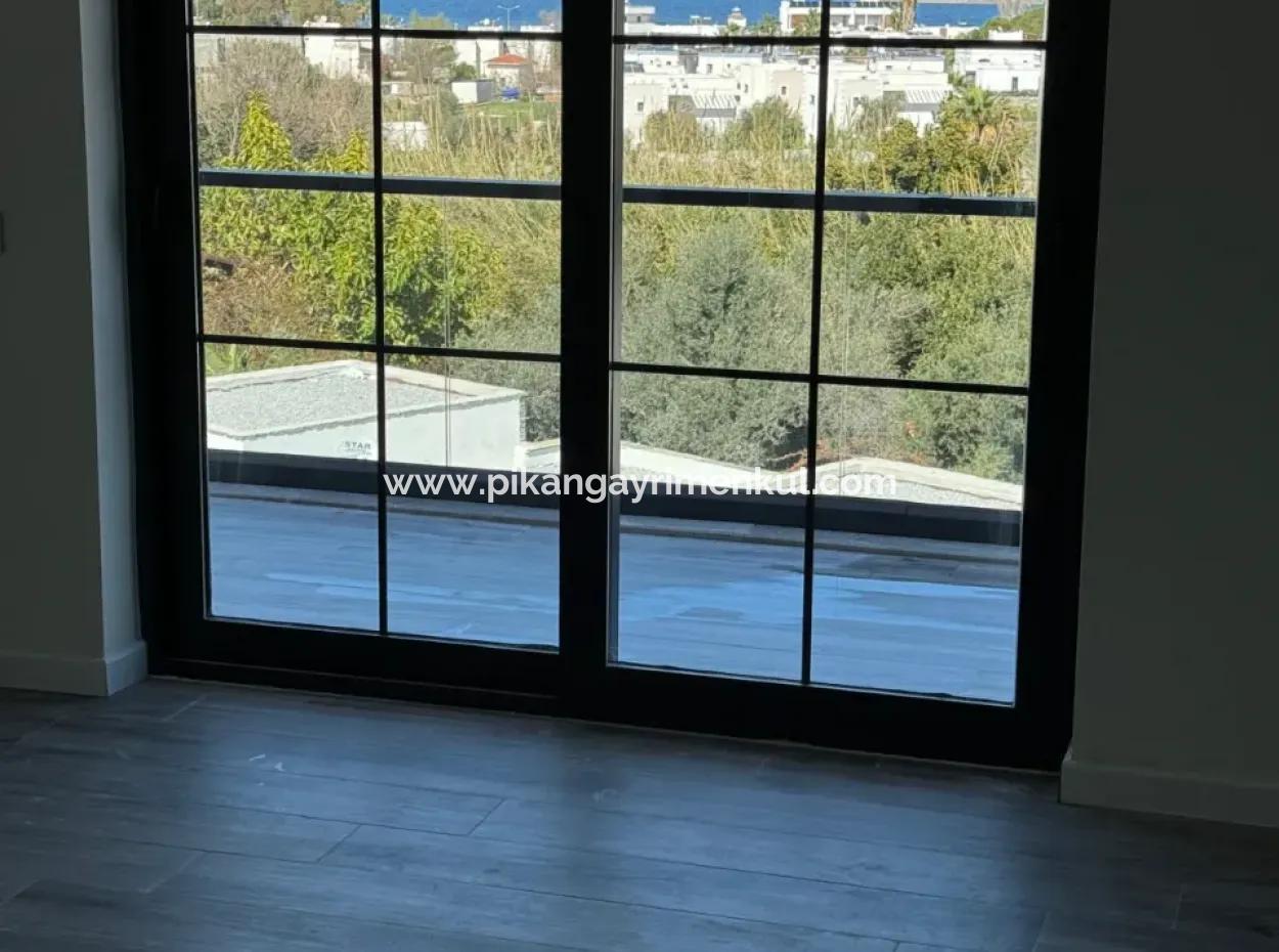 Mugla Bodrum Gundogan Sea View 4 1 Zero Duplex For Sale