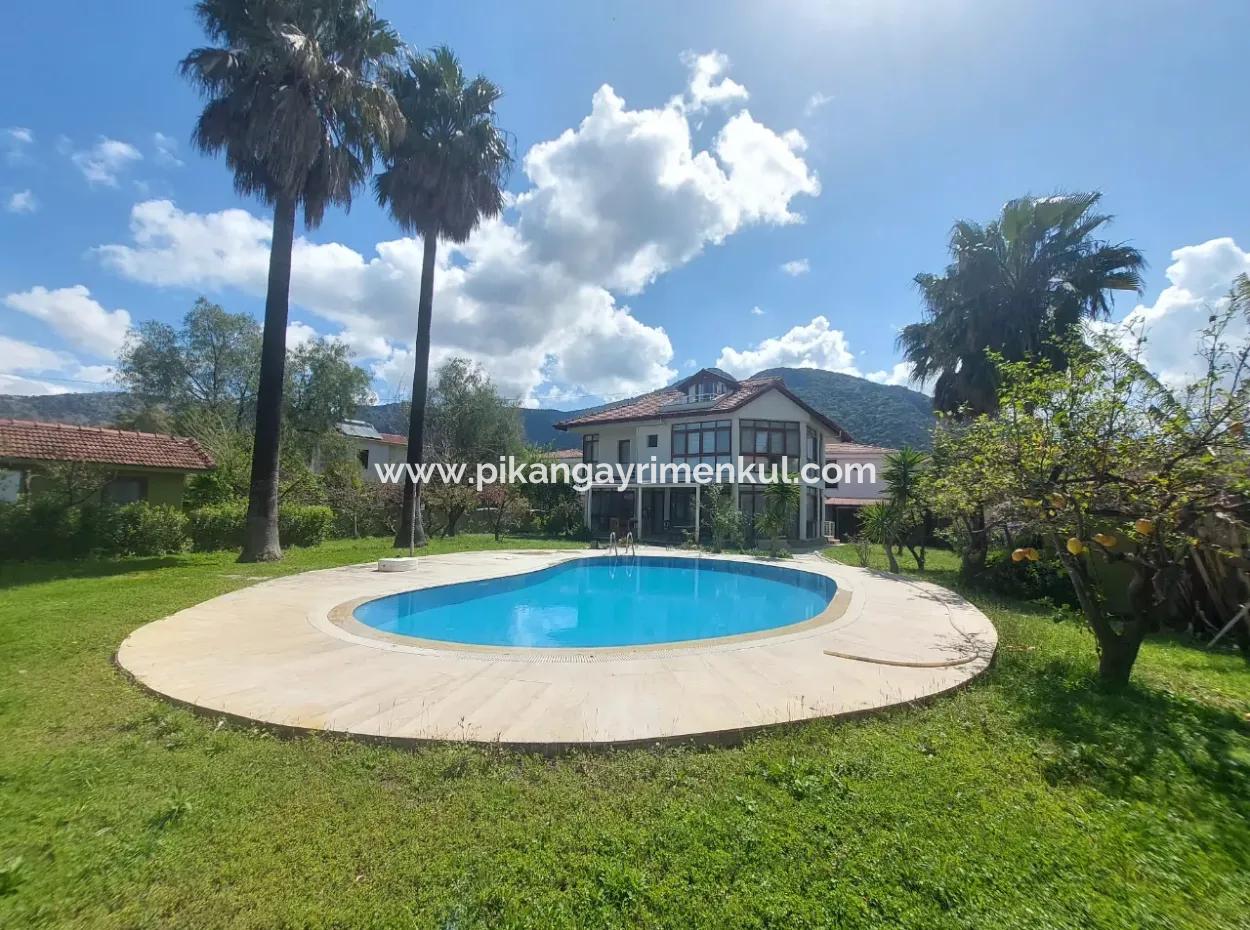 For Sale 200 M2 5 In 1 Detached Triplex With Swimming Pool On A 1.000 M2 Plot In Ortaca Dalyan.