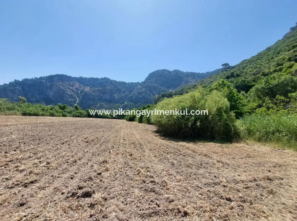 Muğla Okçular Marmarlıda 7 750 M2 Zoning Plan Suitable For Investment Bargain Land For Sale