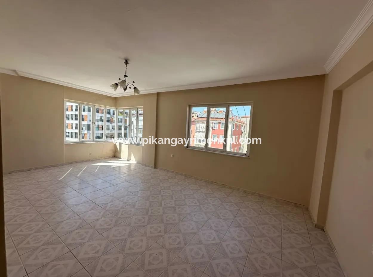 3 1 Closed Kitchen Apartment For Rent In The Center Of Ortaca