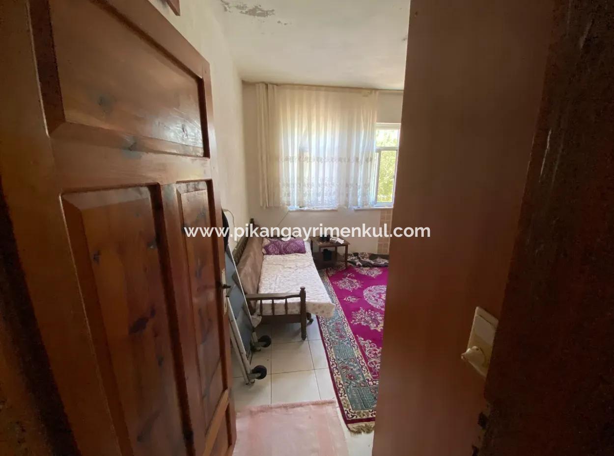 Detached House And Greenhouse For Sale In 5200 M2 Field In Ortaca Eskiköy