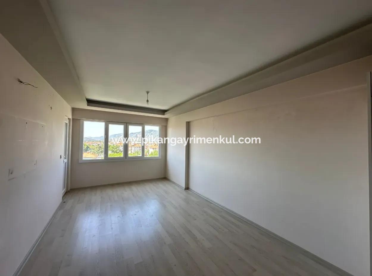For Sale 3 1 110 M2 Apartment In The Center Of Ortaca.