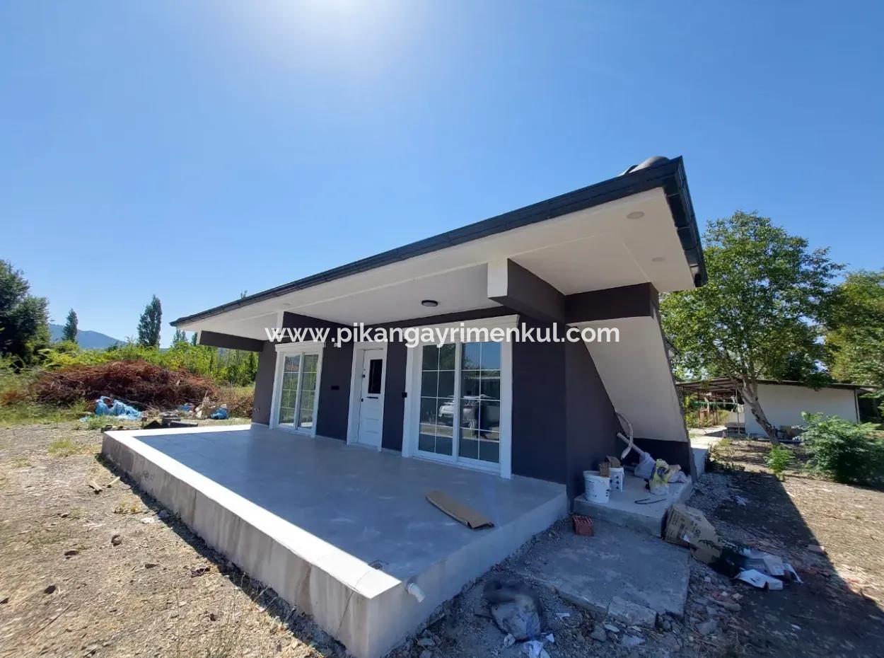 Ideal For A Peaceful Life In The Middle Of Nature In Muğla Ortaca Eskiköy, 2 1 Single-Storey House For Rent.