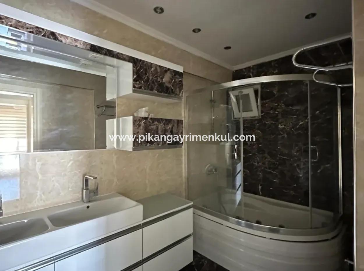 3 1 Luxury Boulevard Front Flat In Residence For Sale
