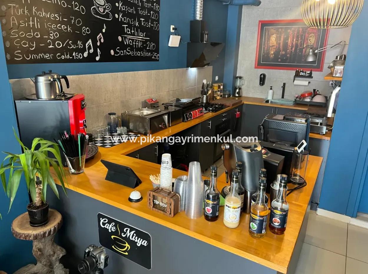 Workplace Cafe Close To The Lake In The Center Of Muğla Köyceğiz Is For Sale