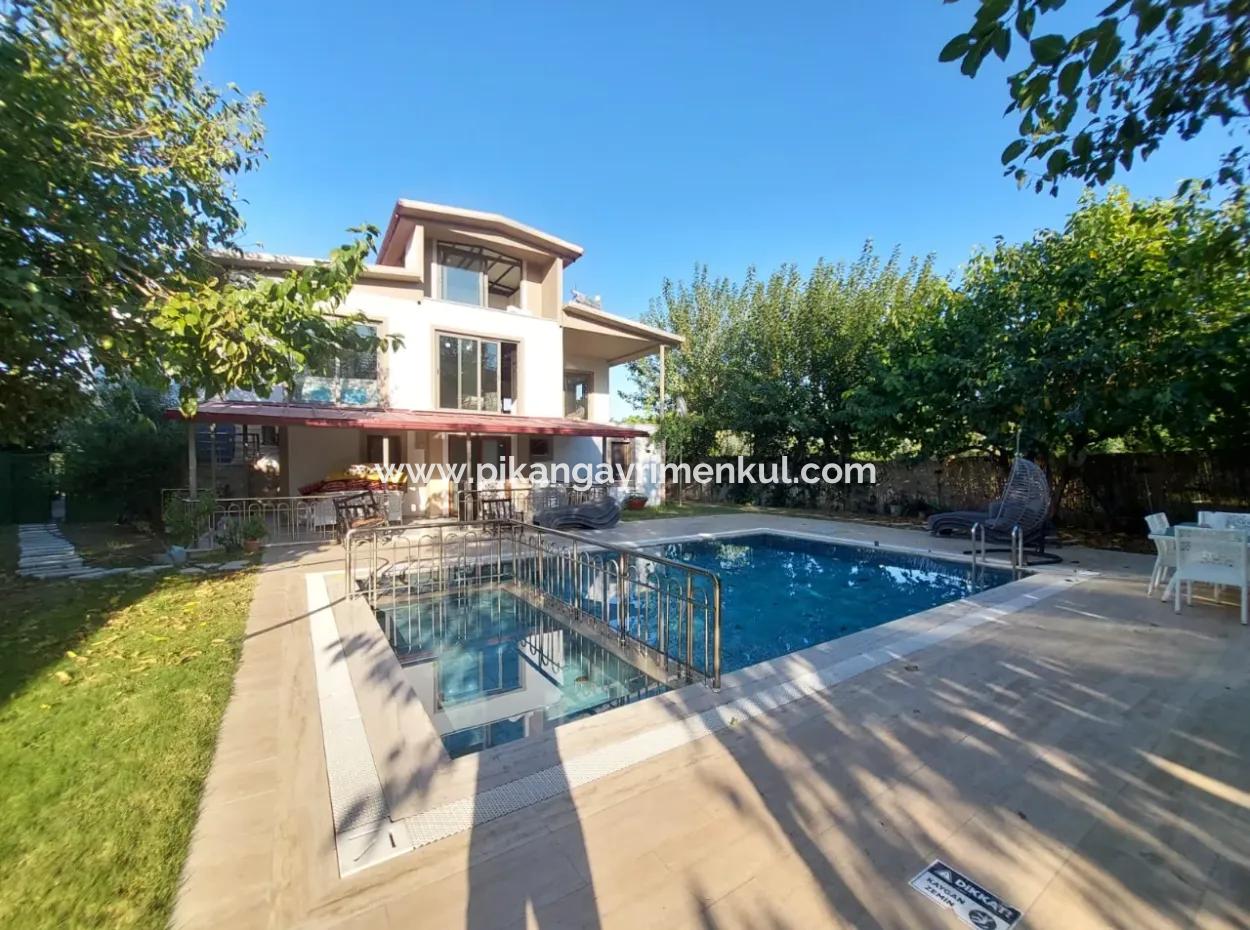 Ortaca Ekşiliyurt 2 1 Furnished Apartment For Rent On A Plot Of 700 M2 With Swimming Pool