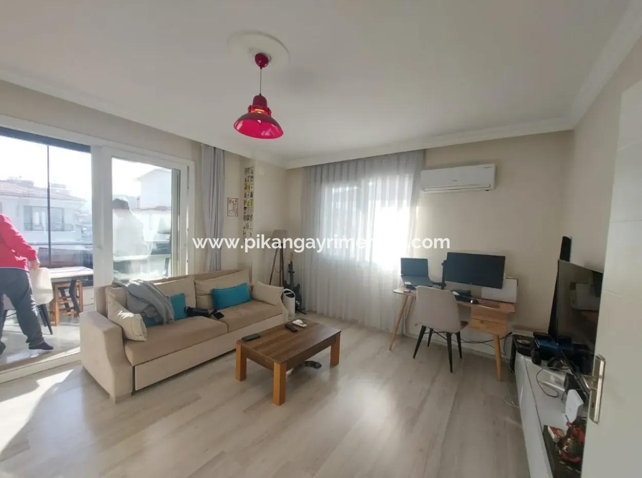 1 1 Flat Located On The 3Rd Floor Of A 3-Storey Building In Muğla Ortaca Karaburun Is For Sale