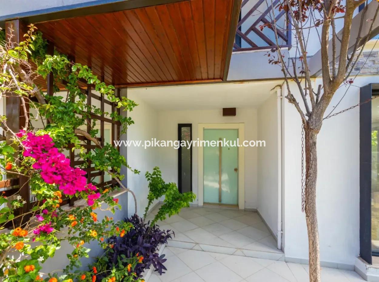 Furnished Luxury Villa With Swimming Pool In Dalyan For 6 Months Rent
