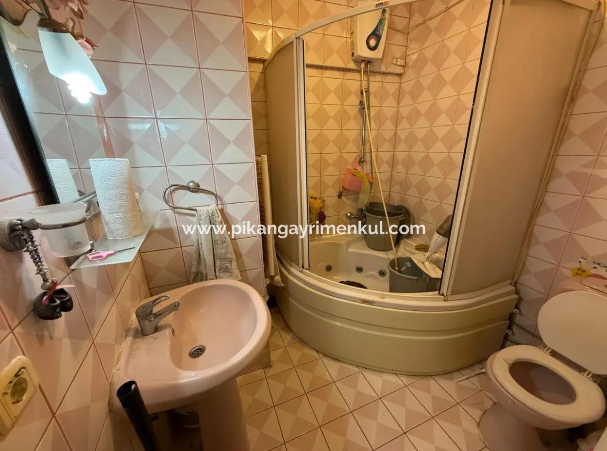 3 1 160M2 Closed Kitchen Flat For Sale In Ortaca Center.