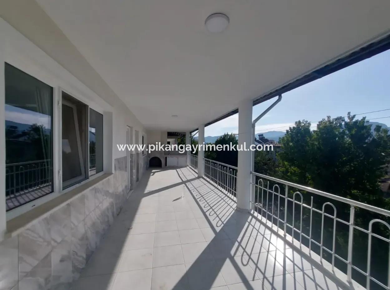 220 M2, 3 1 House For Rent In Muğla Ortaca Eskiköy.