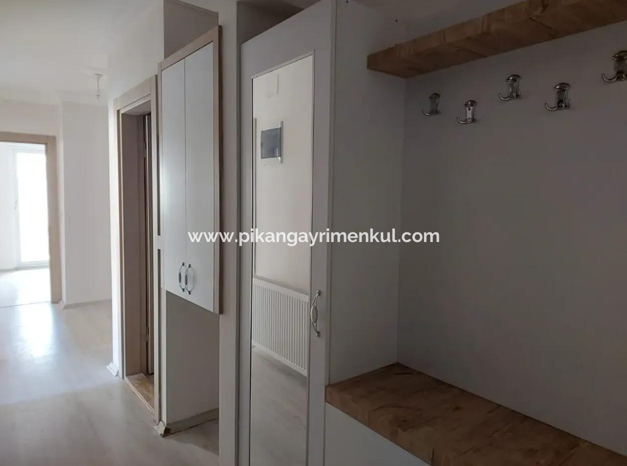 150 M2 3 1 Elevator Apartment In The Center Of Muğla Ortaca For Urgent Sale