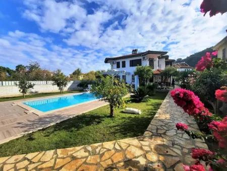 Mugla Dalyan 845 M2 Land 6+ 2 Villas With Swimming Pool For Sale