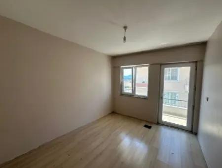 Mugla Ortaca Cumhuriyet Mah. 3 In 1 Closed Kitchen Apartment For Sale
